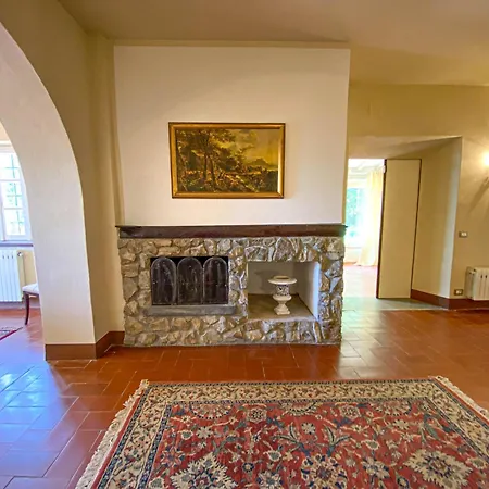 빌라 Casa Rondine *